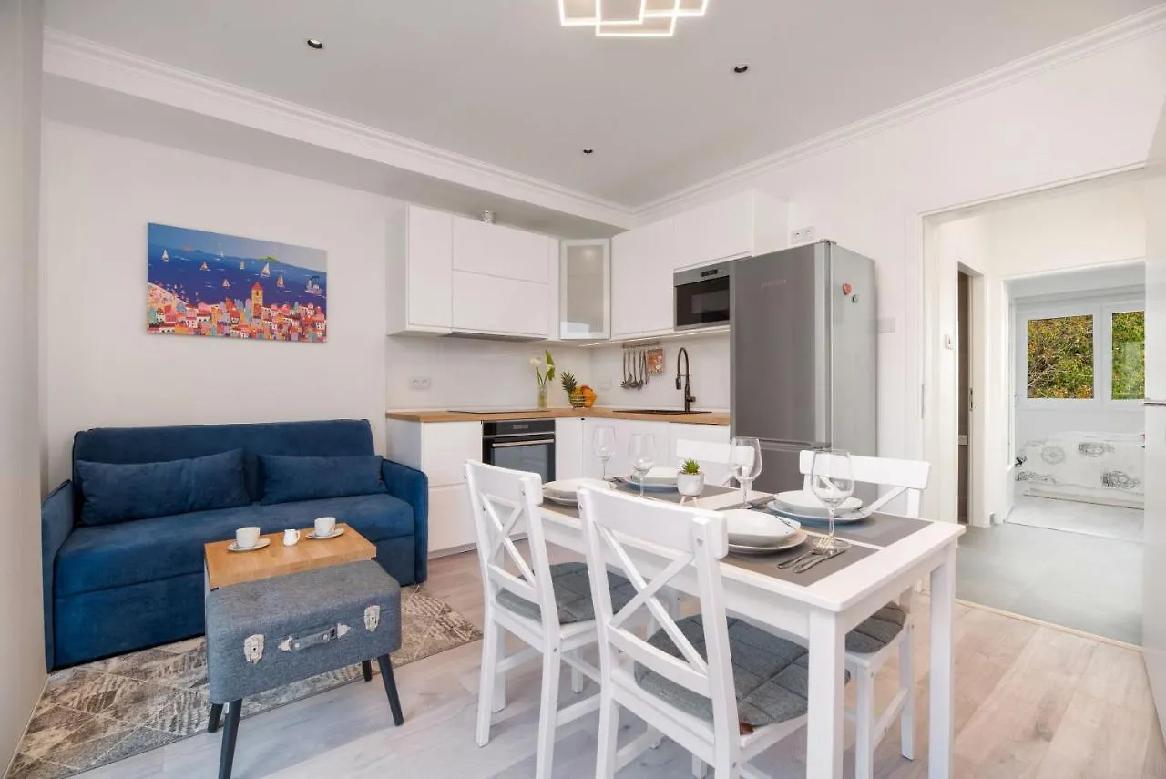 Apartment Ella Trogir